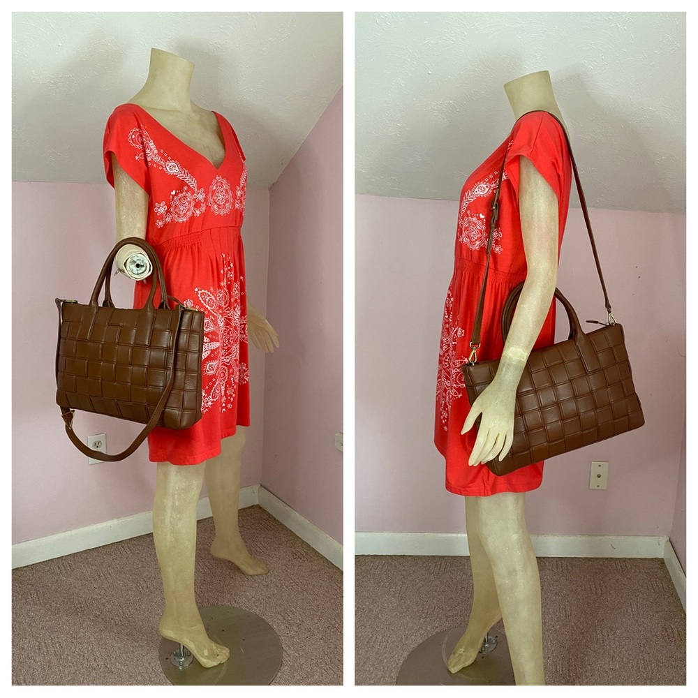 Ladies Leather Satchel Bag